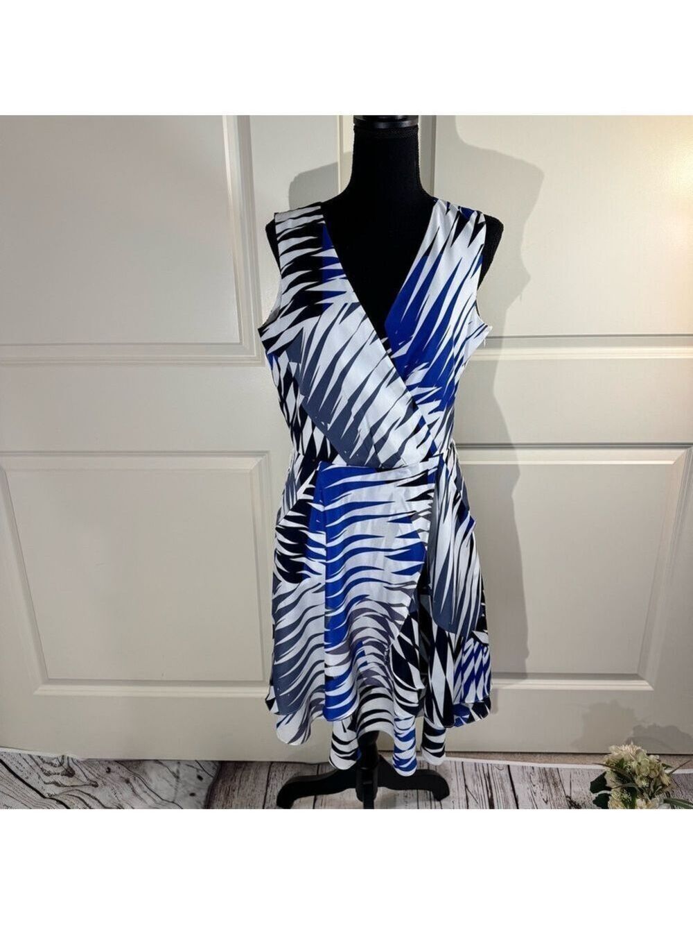 Banana Republic Factory Blue, Black & White Printed Faux Wrap Dress 10